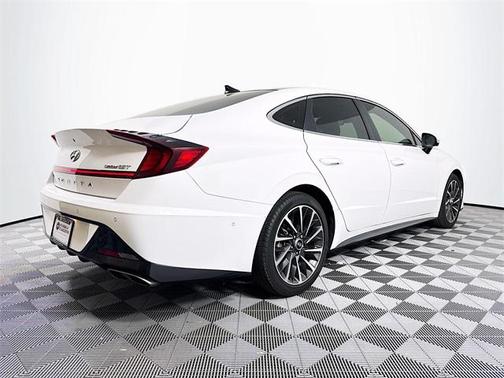 2023 Hyundai SONATA Limited