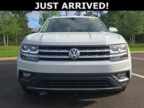 Pure White 2018 Volkswagen Atlas 3.6L SE