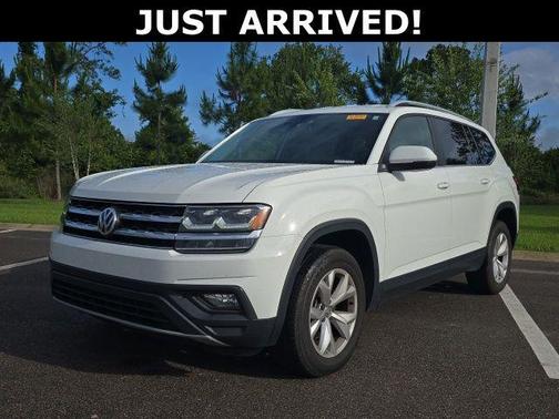 Pure White 2018 Volkswagen Atlas 3.6L SE