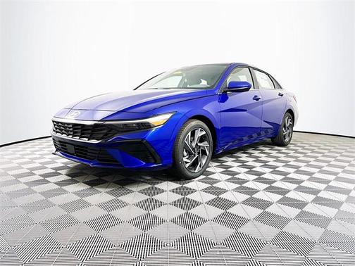 2025 Hyundai ELANTRA SEL