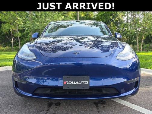 Deep Blue Metallic 2023 Tesla Model Y Long Range Dual Motor All-Wheel Drive
