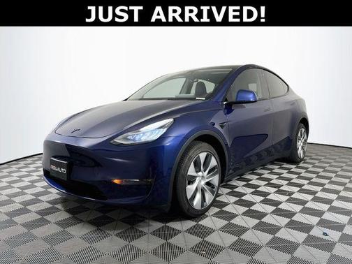 Deep Blue Metallic 2023 Tesla Model Y Long Range Dual Motor All-Wheel Drive