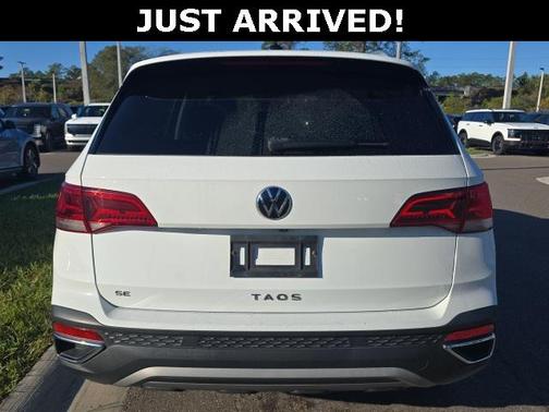 2022 Volkswagen Taos 1.5T SE