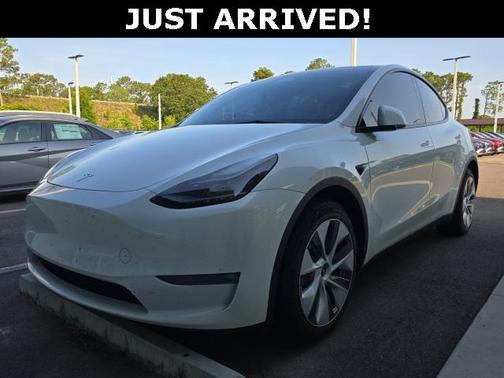 2023 Tesla Model Y Long Range Dual Motor All-Wheel Drive