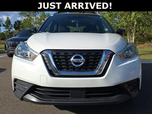 2020 Nissan Kicks SV