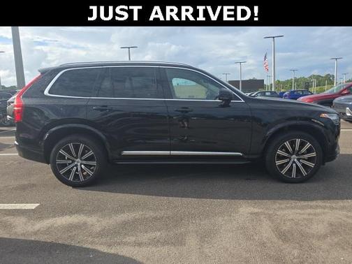 2023 Volvo XC90 B6 Plus 7-Seater