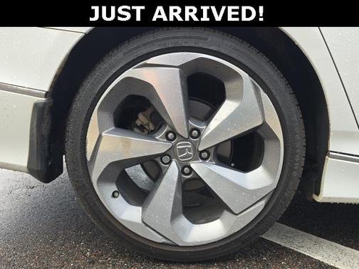 2019 Honda Accord Touring 2.0T