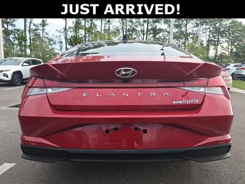 2022 Hyundai ELANTRA HEV Blue