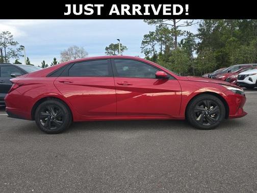 2022 Hyundai ELANTRA HEV Blue