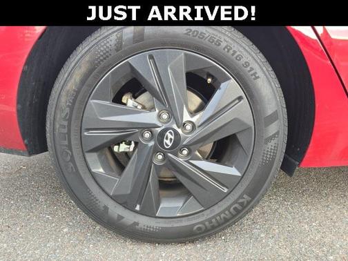 2022 Hyundai ELANTRA HEV Blue