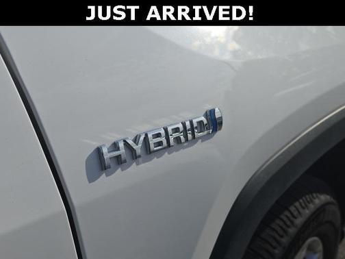 2019 Toyota RAV4 Hybrid XLE
