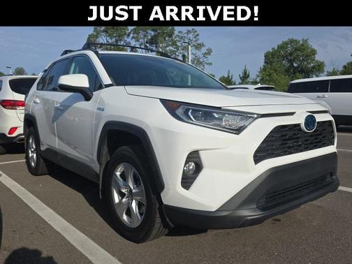 2019 Toyota RAV4 Hybrid XLE