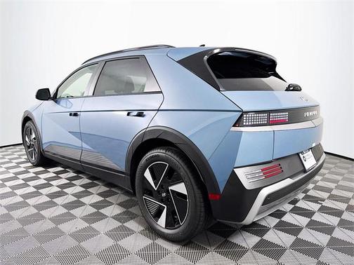 2025 Hyundai IONIQ 5 SEL