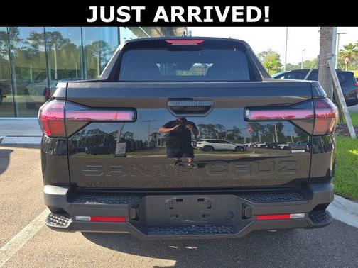 Phantom Black 2024 Hyundai SANTA CRUZ SEL