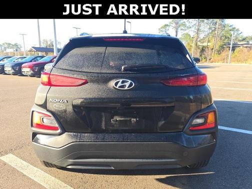 2021 Hyundai KONA SEL