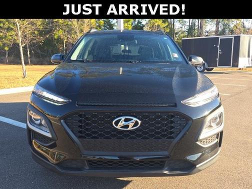 2021 Hyundai KONA SEL