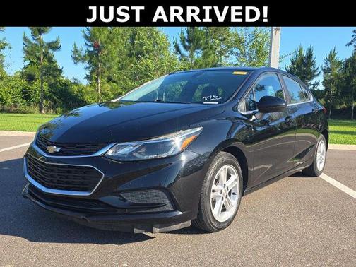 Black 2017 Chevrolet Cruze LT