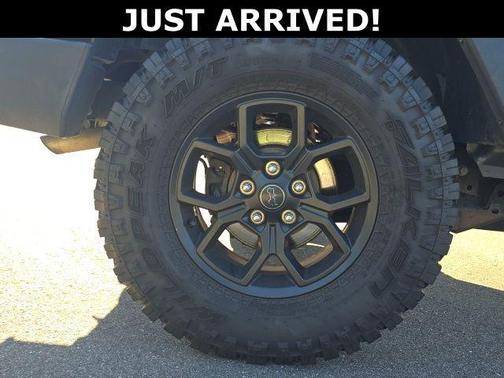 Granite Crystal Metallic Clearcoat 2017 Jeep Wrangler Unlimited Sport