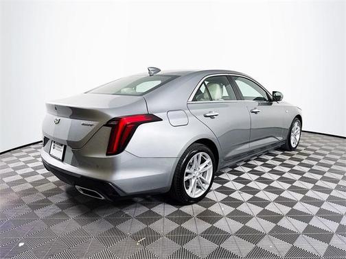 2023 Cadillac CT4 Luxury