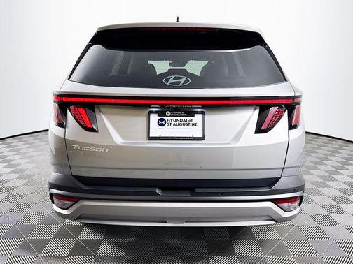 Shimmering Silver 2026 Hyundai TUCSON Limited