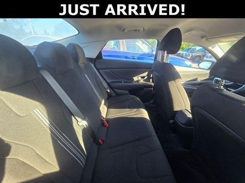 Onyx Black 2023 Hyundai ELANTRA SEL