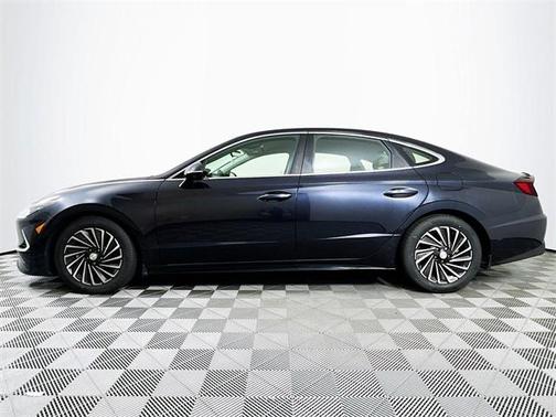 2021 Hyundai SONATA Limited 2.0T