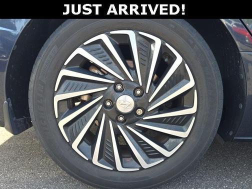 2021 Hyundai SONATA Limited 2.0T