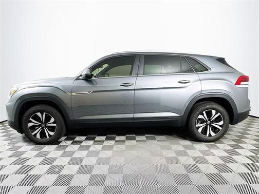 2025 Volkswagen Atlas Cross Sport 2.0T SE