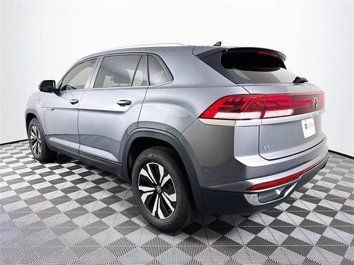 2025 Volkswagen Atlas Cross Sport 2.0T SE