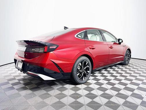 Ultimate red 2025 Hyundai SONATA SEL