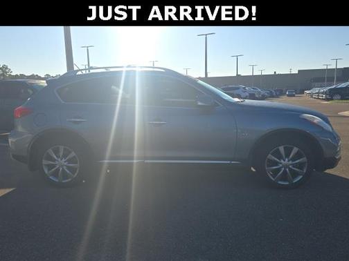 2017 INFINITI QX50 Base