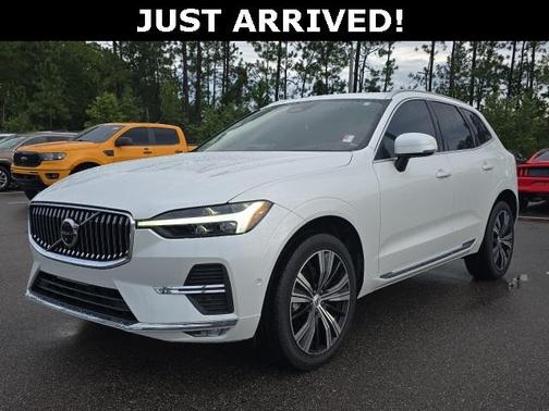 2022 Volvo XC60 B5 Inscription