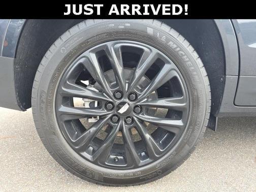 2022 Cadillac XT5 Luxury