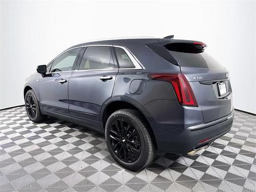 2022 Cadillac XT5 Luxury