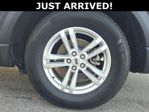 Stone Blue Metallic 2022 Ford Explorer XLT