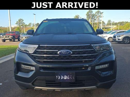 Stone Blue Metallic 2022 Ford Explorer XLT