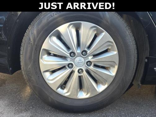 2017 Hyundai ELANTRA Eco