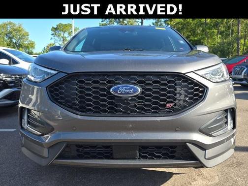2022 Ford Edge ST