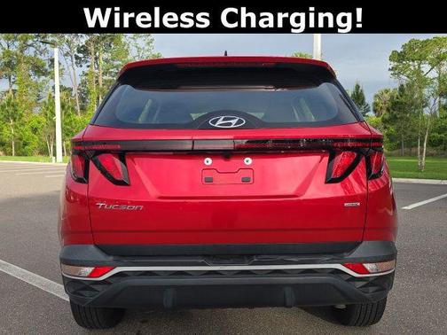 2023 Hyundai TUCSON SE