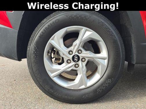 2023 Hyundai TUCSON SE