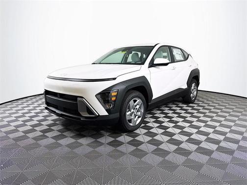 2026 Hyundai KONA SE