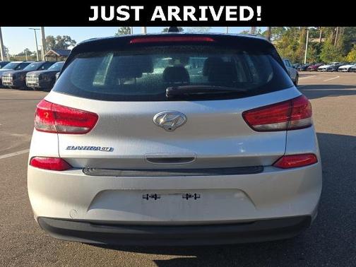 2018 Hyundai Elantra GT Base