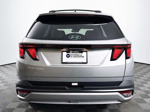 Shimmering Silver 2026 Hyundai TUCSON SEL
