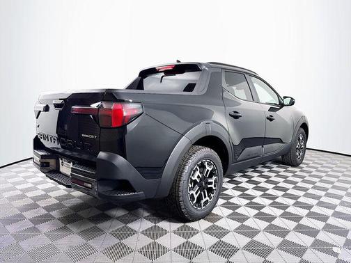 Phantom Black 2025 Hyundai SANTA CRUZ XRT