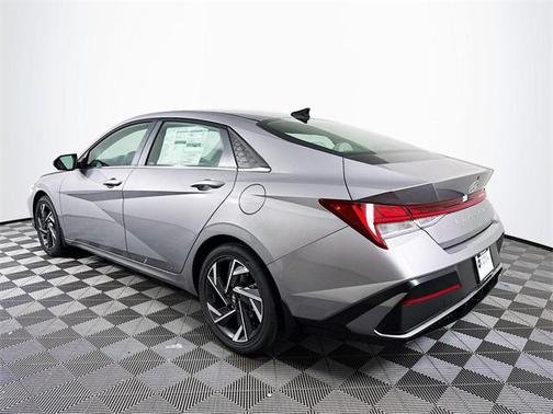 2026 Hyundai ELANTRA HEV Limited