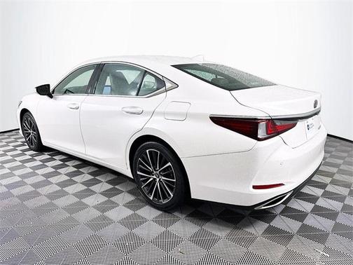 2023 Lexus ES 350 Luxury