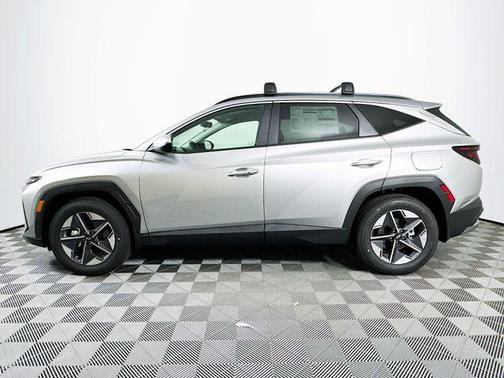 Shimmering Silver 2026 Hyundai TUCSON SEL
