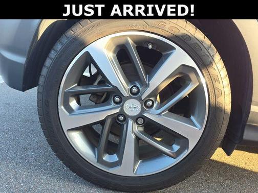 Pulse Red 2020 Hyundai KONA Limited