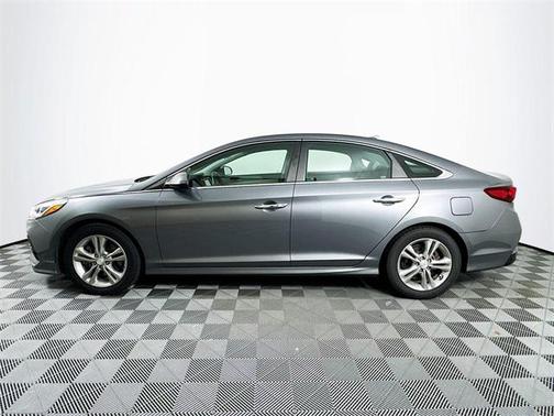 2018 Hyundai SONATA SEL
