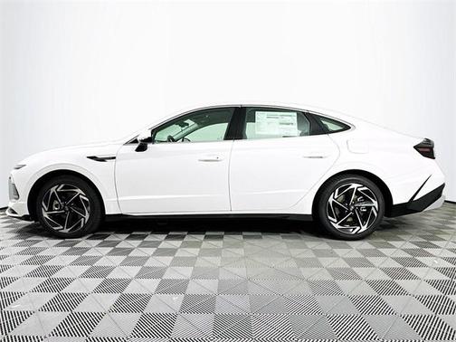 2026 Hyundai SONATA SEL